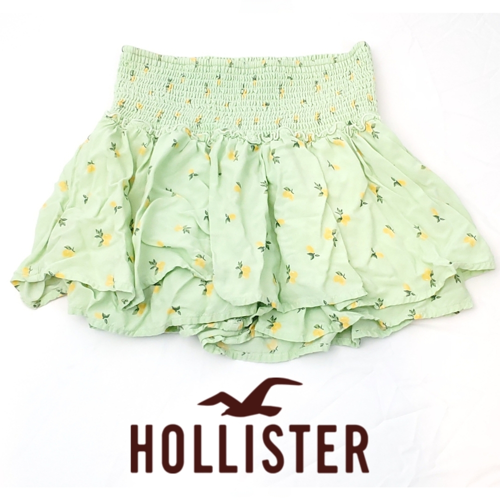 Hollister Skort Ultra High-Rise Mint Green Floral Lemon Mini Skirt/Short Size S